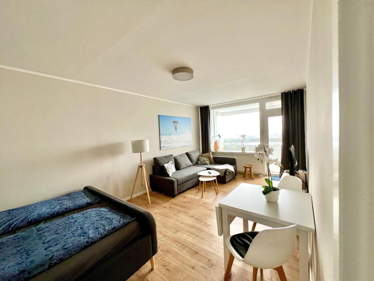 Weitblick Apartment Direkt Am Park Mit Kostenlosem Parkplatz Bremerhaven Exterior photo
